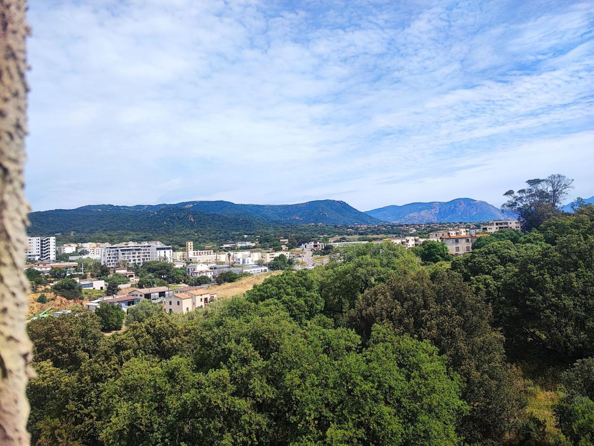 Ajaccio *